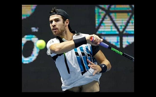  誤審に激怒 主審の謝罪を報告 