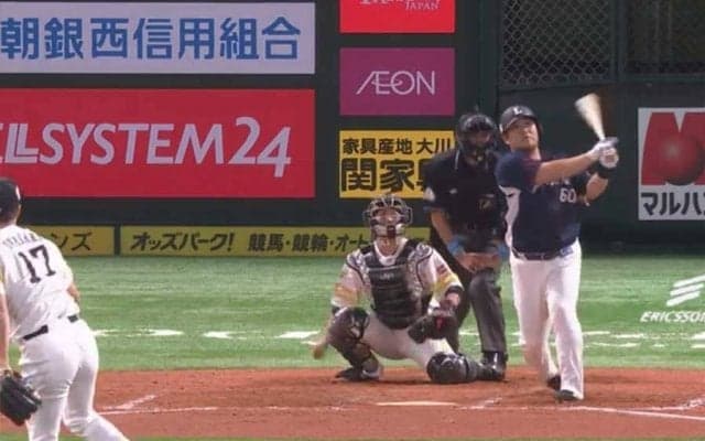 西武、中村剛也の通算21本目の満塁弾で逆転　山川に代打・岡田の執念采配が実る