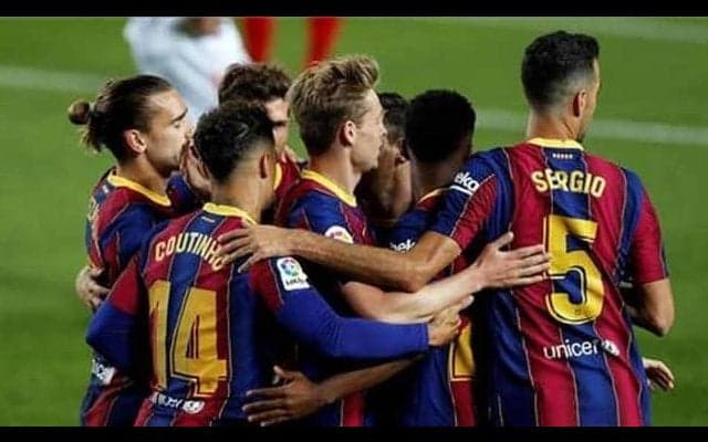 クーマン、デスト＆ペドリを起用！バルサがクラシコへ先発11人を発表