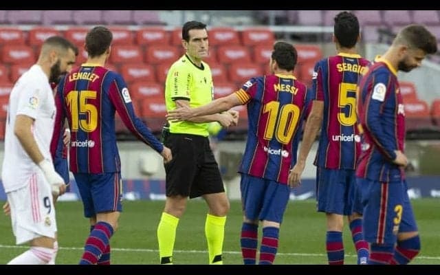 VARにぶち壊されたバルサ 選手達は悪くない...攻守連発のネトら3選手に最高評価『8』