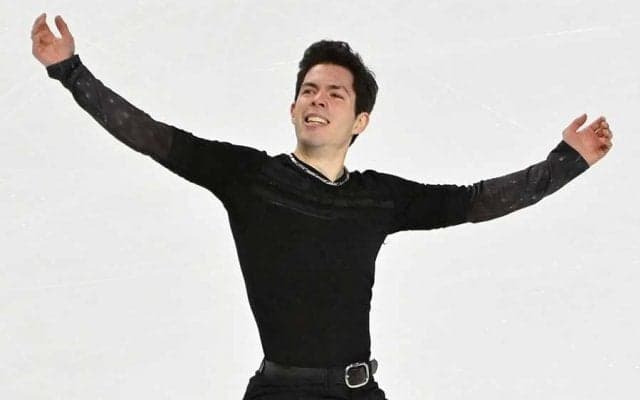 リンクに頬ずり!?　メッシングの“超低ハイドロ”に海外驚愕「どう起き上がるの？」