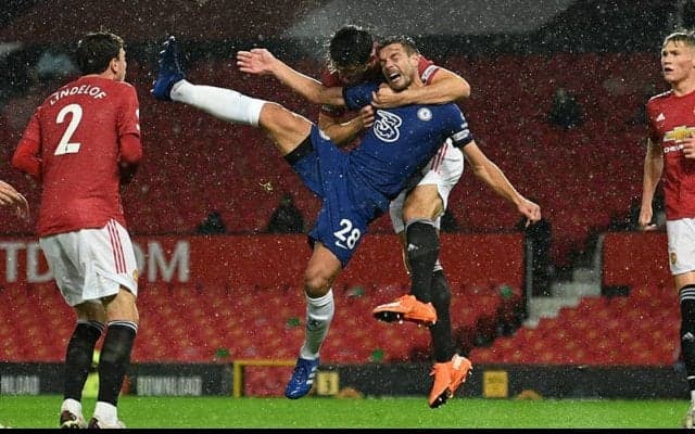 マグワイアのホールディングディフェンス　チェルシー主将＆指揮官がノーファウル判定に疑問