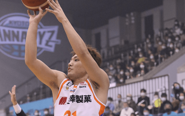 新潟アルビレックスBBが京都ハンナリーズに逆転勝利、セントフォートが勝負どころで連続得点