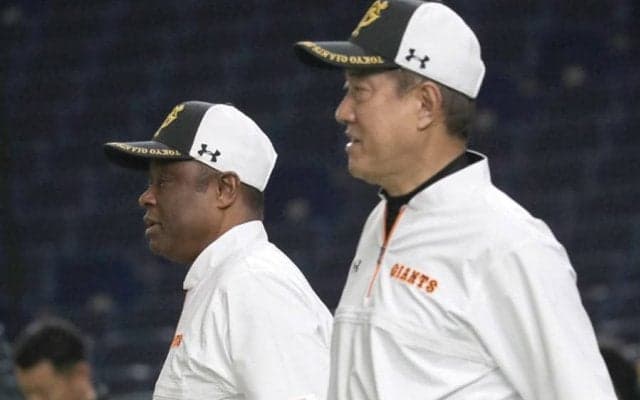 上手すぎるターレの運転…巨人クロマティ氏のグラウンド整備にファン「可愛い」