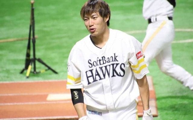 鷹・柳田は打率5割超えで首位打者猛追、西武平良ら新人王争い…パ週間ベストナインは？
