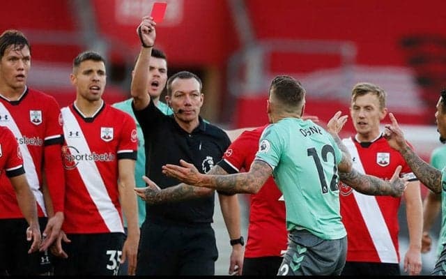 エバートン、一発退場ディーニュの処分が軽減！出場停止は1試合に