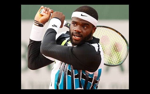  第2シードに快勝で8強入り 