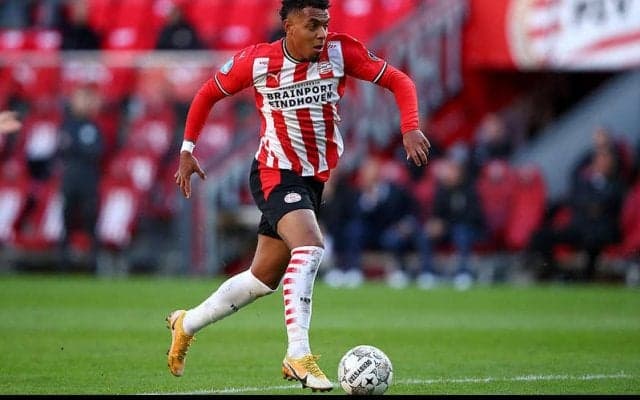 バルセロナ、デパイのプランBにクーマン教え子のFWマレンの名前…