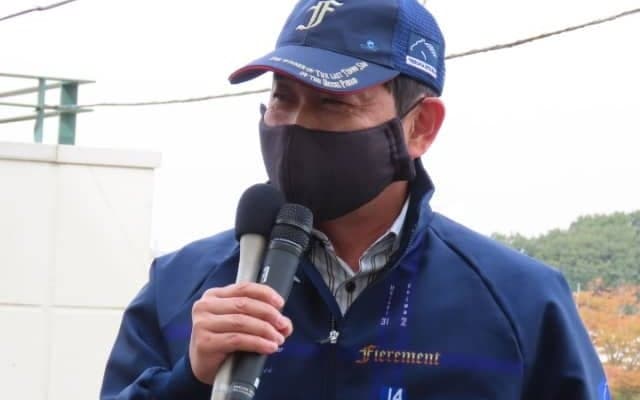 【天皇賞・秋】フィエールマン手塚貴久調教師「チャレンジャー精神を持って向かいたい」/共同会見