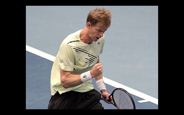  14本エースでアンダーソン8強 