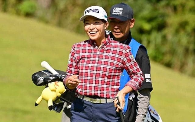 渋野日向子がホールインワン達成　本人も驚き顔「おぉー!!」、国内復帰戦いきなり快挙