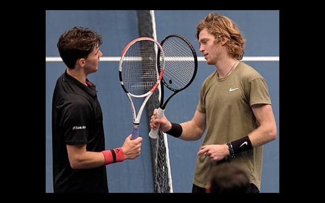  ルブレフ 昨年覇者ティーム撃破 