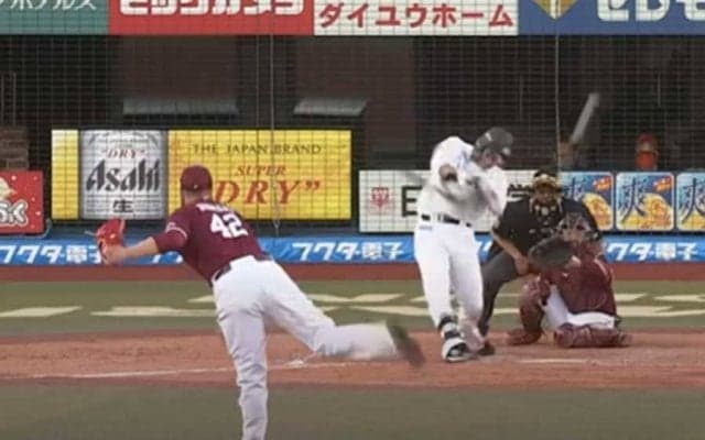 ファウル連発7分の“粘闘”　角中vsDJジョンソン、魂の17球に「これぞプロ」