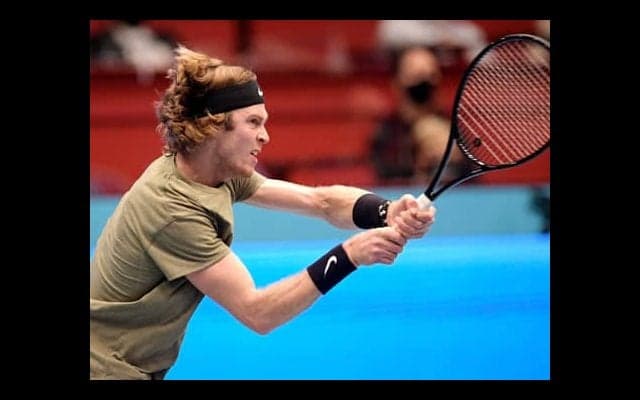  好調ルブレフ 今季5勝目王手 