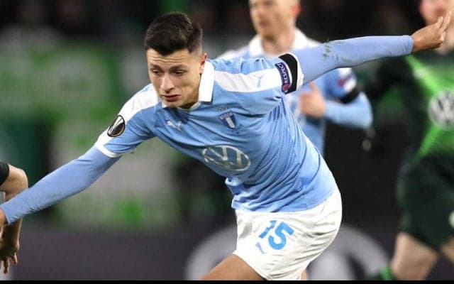 チェルシー、1月に新たなCB補強へ？ マルメの長身アフメドジッチに関心