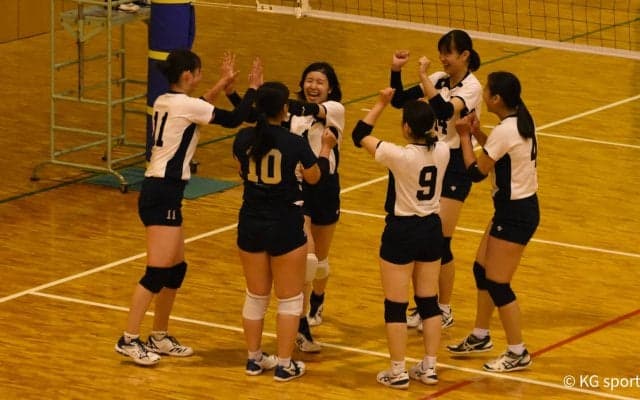 【バレーボール部女子】２部首位を撃破し、創部初１部昇格！