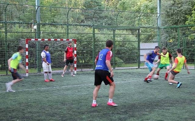 野球とサッカーの“二刀流”も　子供の「複数競技の掛け持ち」がドイツでも一般的なワケ