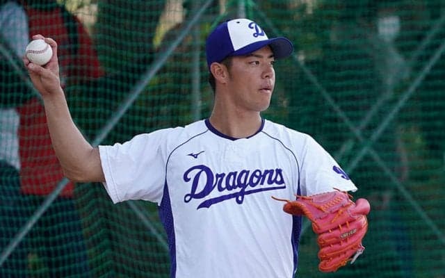 中日、伊藤準規、鈴木翔太の“背番号18コンビ”ら7選手に戦力外通告