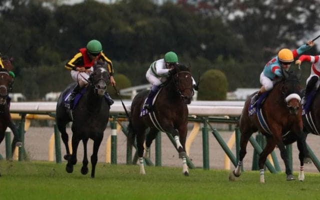 【天皇賞・秋】アーモンドアイが史上初の芝G1・8勝の偉業を達成
