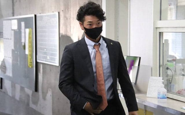 ソフトバンク、8選手に戦力外通告　14年ドラ3古澤、15年ドラ2小澤ら育成選手に