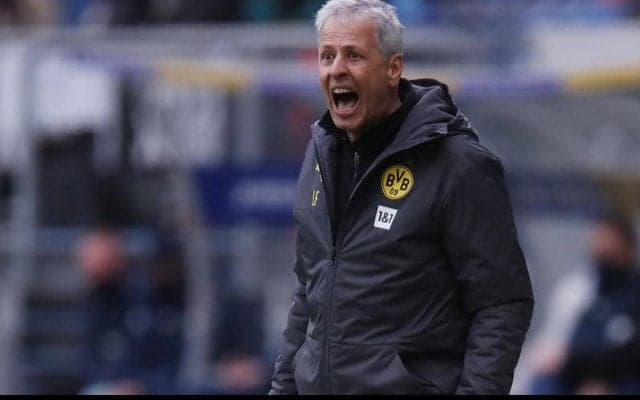 快勝で首位浮上のドルトムント、指揮官は自身のCBのチョイスに「最善の解決策」