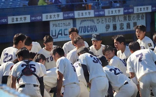 [硬式野球] ４年生ありがとう　想いを一つに、最終戦を勝利で飾る