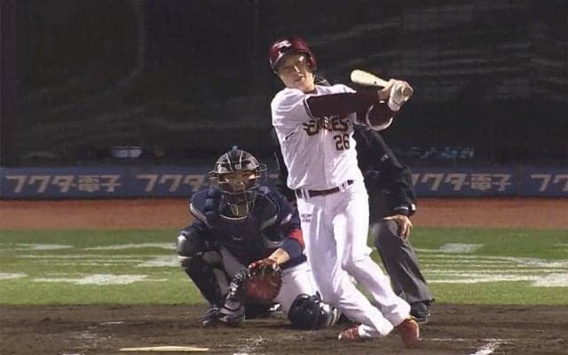 “松坂世代最後の野手”楽天・渡辺直、引退試合で躍動！　二塁打＆ヘッスラ生還