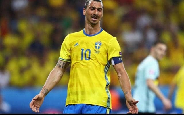 「この話は終わっている」代表復帰を匂わせた “絶好調”イブラヒモビッチにスウェーデン代表監督が釘を刺す