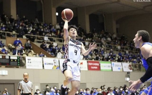 三遠が島根とのシーソーゲームを制し1点差の辛勝…イェロヴァツがゲームハイの22得点