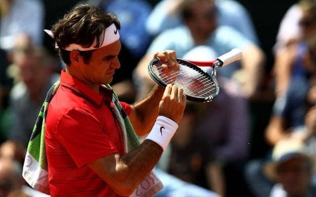 フェデラーの使用ラケットが男子選手史上最高額で落札