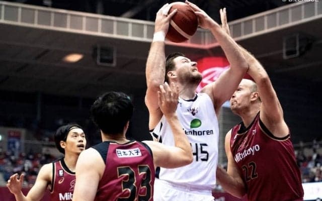 琉球が川崎に逆転勝利で10連勝達成…クーリーの23得点を筆頭に6選手が二桁得点をマーク