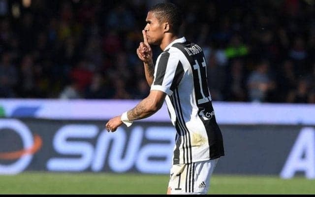 ユーベ時代のドグラス・コスタが、緩急自在のドリブルから決めた強烈ミドル【インクレディブル・ゴールズ】