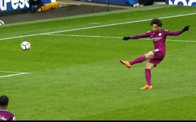 D・シルバの技ありクロスをサネが豪快なボレーで叩き込む！【インクレディブル・ゴールズ】