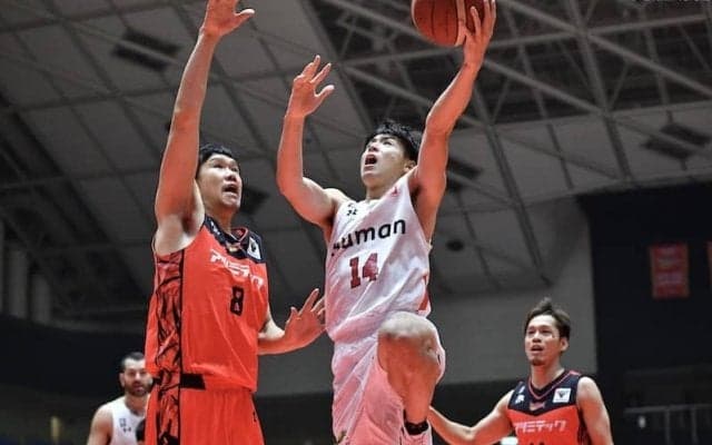 大阪が三遠との1点差の好ゲームを制す…橋本が決勝点を含む25得点の大活躍