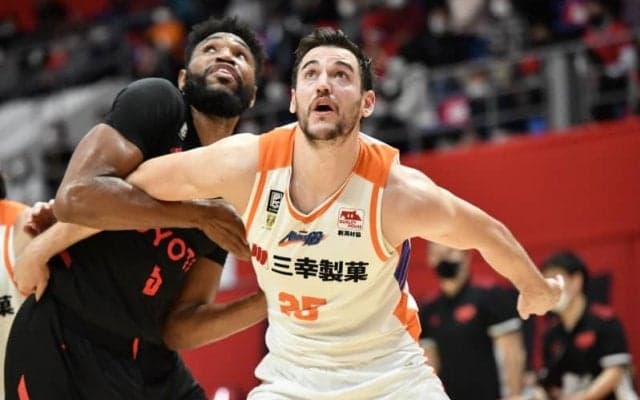 新潟アルビレックスBBがアルバルク東京に勝利し、連敗を3で止める…ロスコ・アレンがダブルダブルの活躍を披露