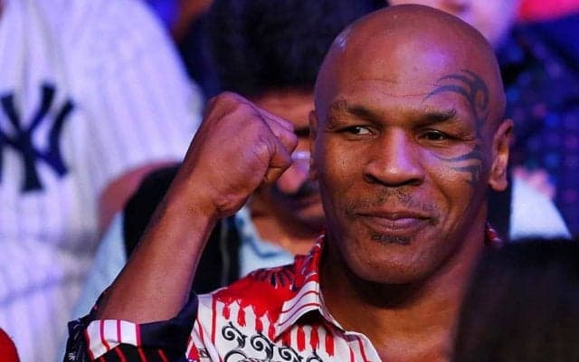 “気”爆発のタイソン　ムキムキすぎる復帰戦ポスターに米興奮「スーパーサイヤ人だ」