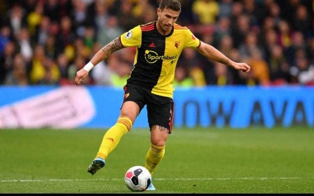 守備陣崩壊のリバプール、SB＆CB両刀使いのヤンマートに関心か