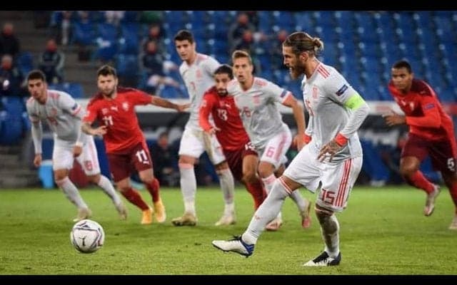 信じられない！名手ラモスが２年半ぶりのPK失敗...連続成功25でストップ