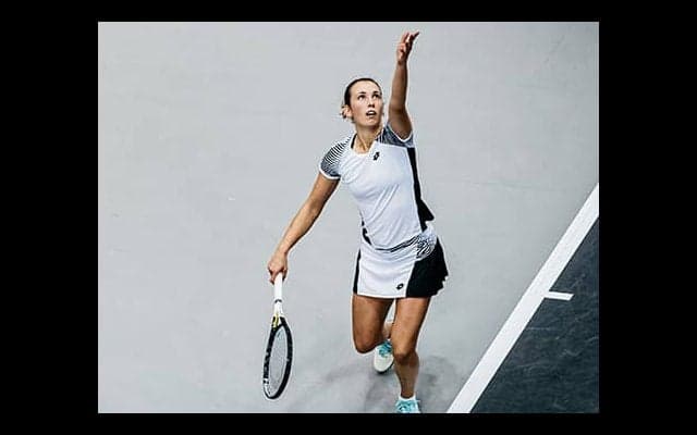  逆転で決勝へ「大変だった」 