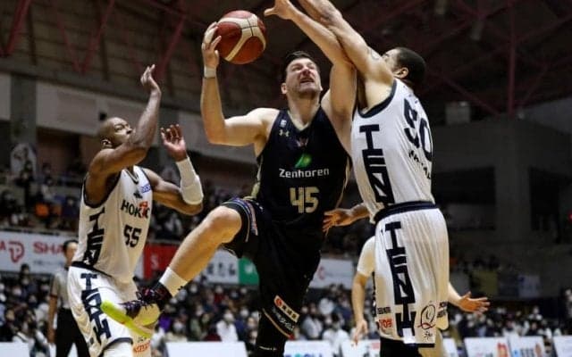 終盤に突き放した琉球が今シーズン12勝目を獲得…西地区首位を独走