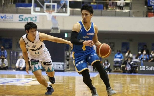 滋賀が激戦を制し、“滋京ダービー”は1勝1敗の痛み分けに…晴山がキャリアハイの3ポイント6本成功