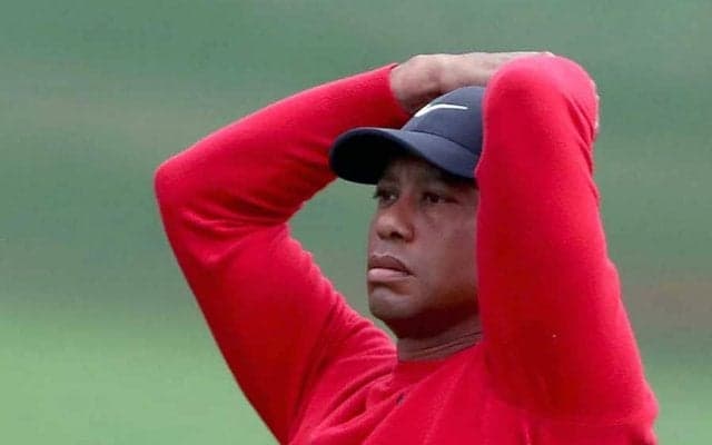 ウッズが悪夢の1ホール「＋7」　3度目池ポチャの決定的瞬間に米驚愕「信じられない」