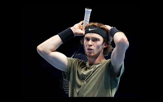  最終戦初白星ならず「緊張」 