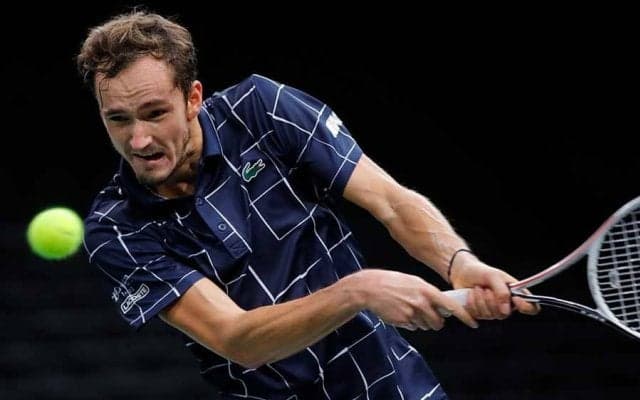 ついに世界4位も披露　不意打ちアンダーサーブに反響「9歳の俺のサーブ」「賢いね！」