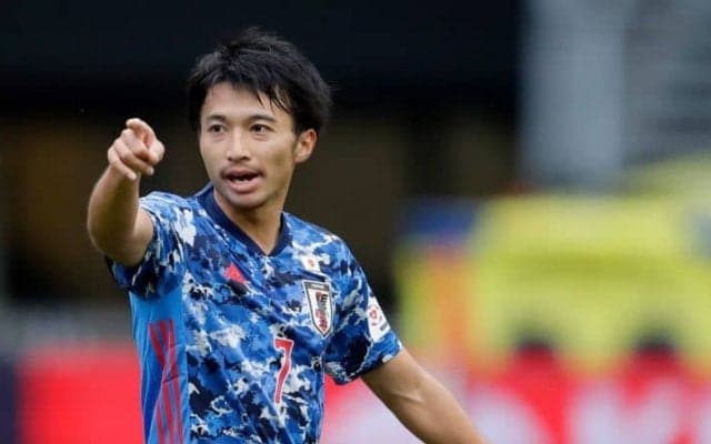 激化する「日本代表ボランチ」争い。柴崎岳が見せ始めた“ある変化”と危機感