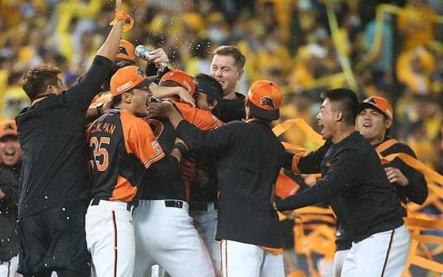 “二刀流”の23歳がハム王柏融超え新人王　最速開幕の台湾プロ野球はどうだった？