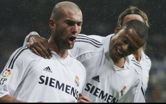 “マエストロ”ジダンが雨のベルナベウで記録した圧巻のハットトリック【ハットトリック・ヒーローズ】