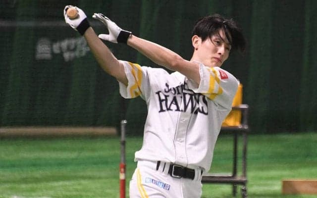 「当たってでも塁に出る気持ちで」　ホークス周東が目指す日本シリーズでの役割