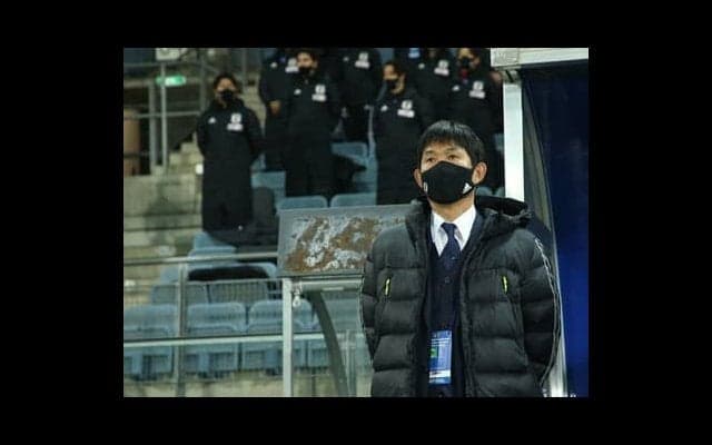 森保一監督へメキシコ指揮官の教え。「前半が悪かったら手を打つべき」