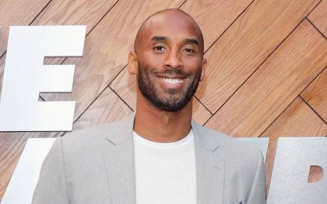 コービーが高校時代に生活した家が不動産の中古市場に登場…外には練習で使用していた当時のリングが残る